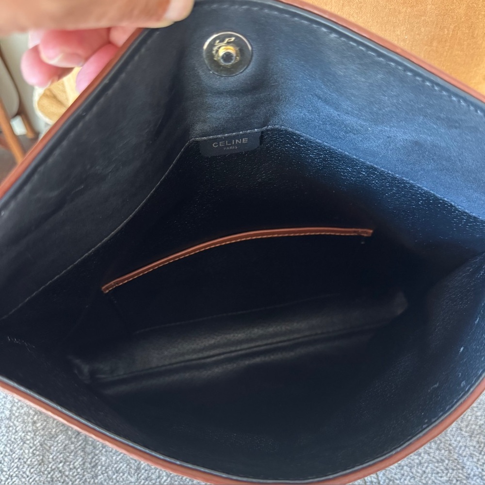 Celine Black Vintage Leather Envelope Clutch with Brown Trim - Picture 11 of 14